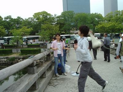 �I�[�o�[�X���[�œ����܂�