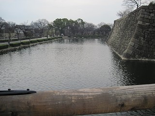 内濠の様子(東)