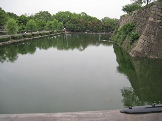 内濠の様子(東)